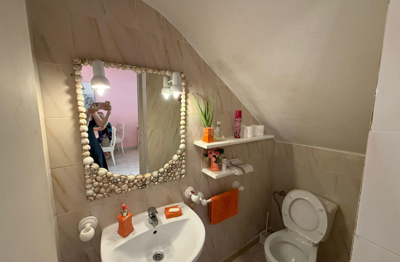 Odsprzedaż - Kamienica - Torrevieja - Calas Blanca