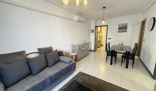 Resale - Apartment / flat - Torrevieja - PARQUE DE LAS NACIONES