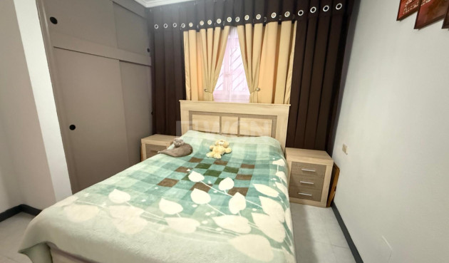 Resale - Apartment / flat - Torrevieja - PARQUE DE LAS NACIONES