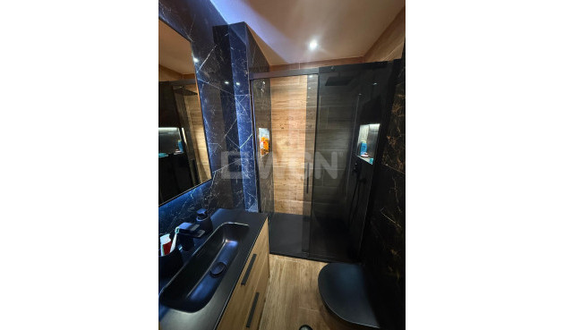 Resale - Apartment / flat - Torrevieja - PARQUE DE LAS NACIONES