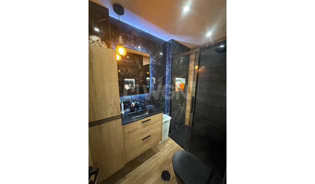 Resale - Apartment / flat - Torrevieja - PARQUE DE LAS NACIONES