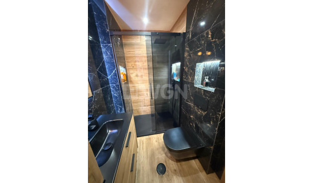 Resale - Apartment / flat - Torrevieja - PARQUE DE LAS NACIONES