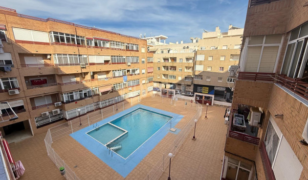 Resale - Apartment / flat - Torrevieja - PARQUE DE LAS NACIONES