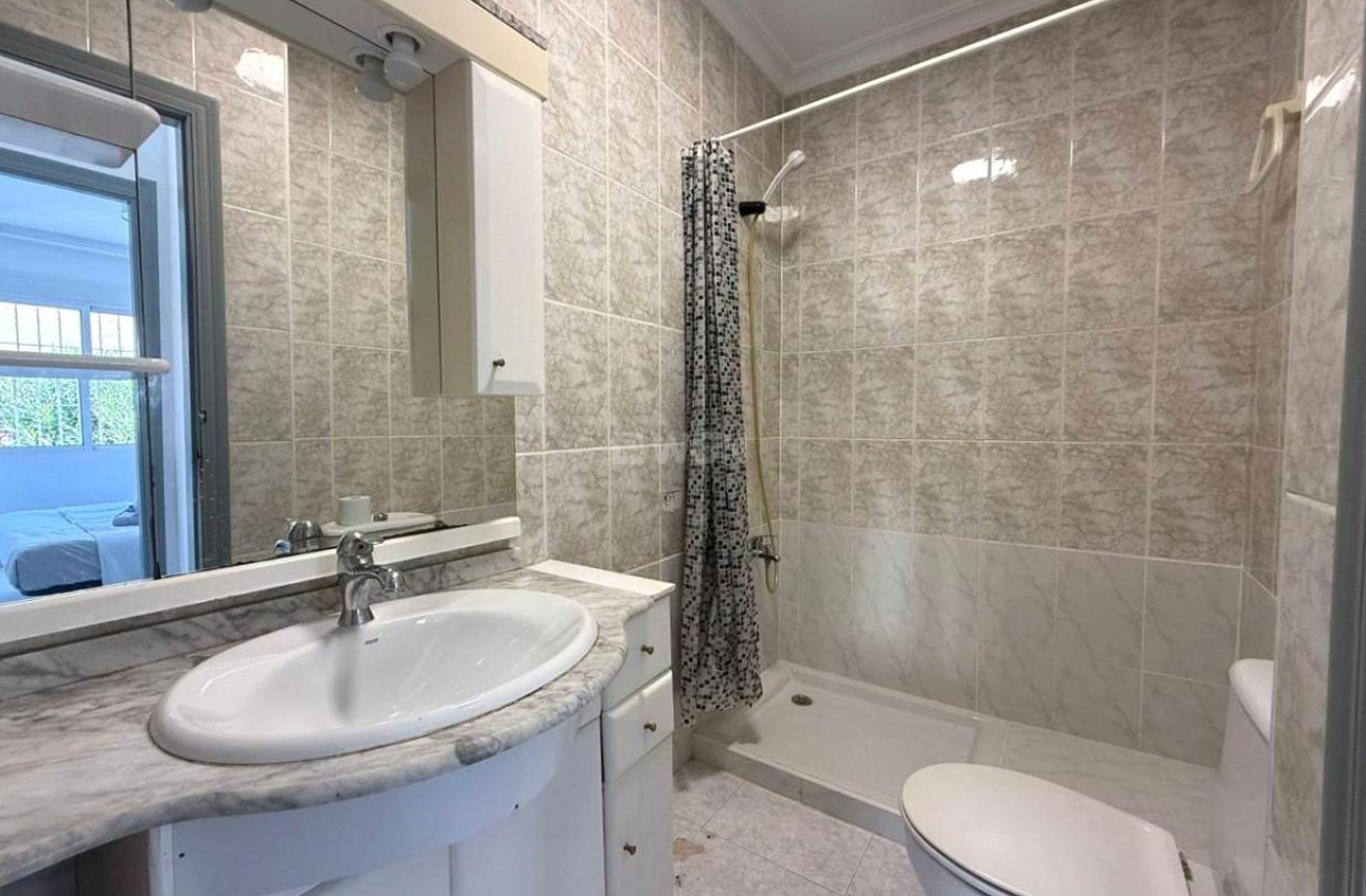 Resale - Bungalow - Torrevieja - Los Frutales