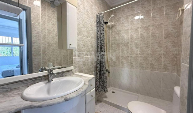 Resale - Bungalow - Torrevieja - Los Frutales