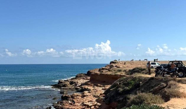 Resale - Bungalow - Torrevieja - Los Frutales