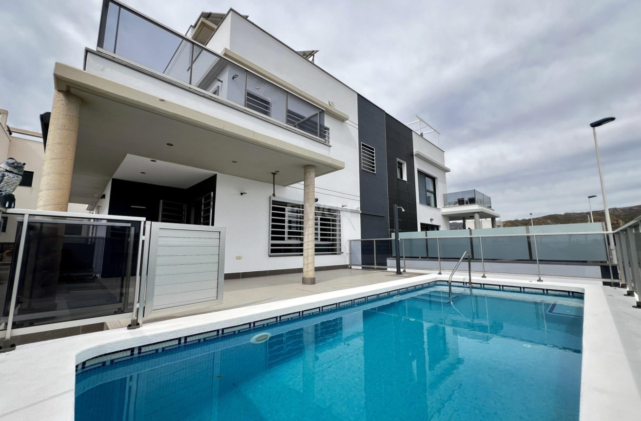 Wiederverkauf - Villa - Puerto de Mazarron - El Alamillo