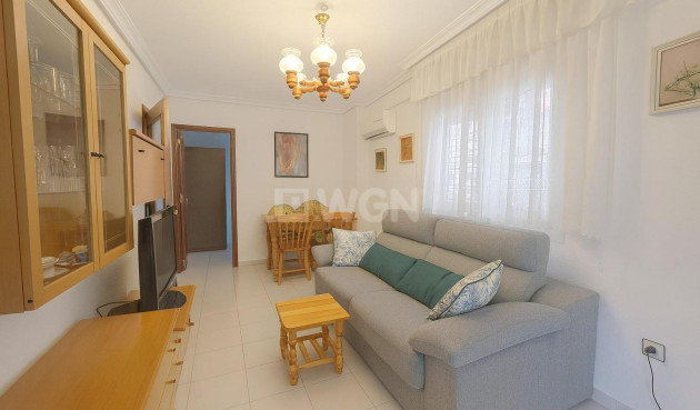 Resale - Apartment / flat - Torrevieja - Acequion