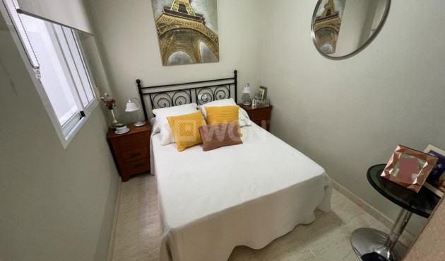 Resale - Apartment / flat - Torrevieja - Costa Blanca