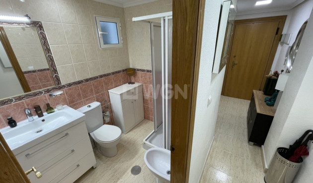 Resale - Apartment / flat - Torrevieja - Costa Blanca