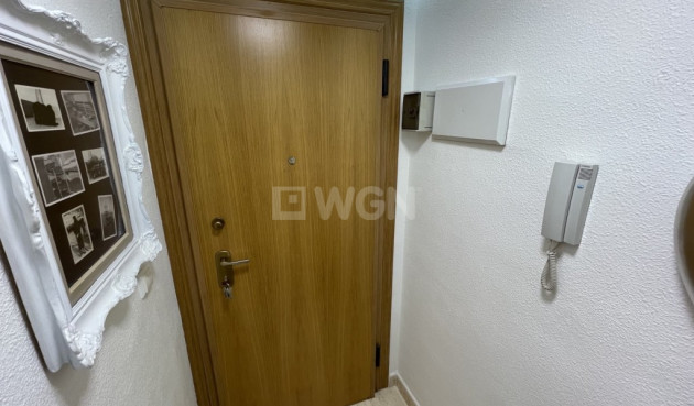 Resale - Apartment / flat - Torrevieja - Costa Blanca