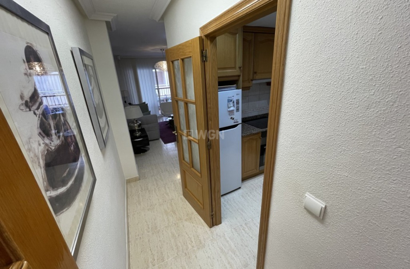 Resale - Apartment / flat - Torrevieja - Costa Blanca