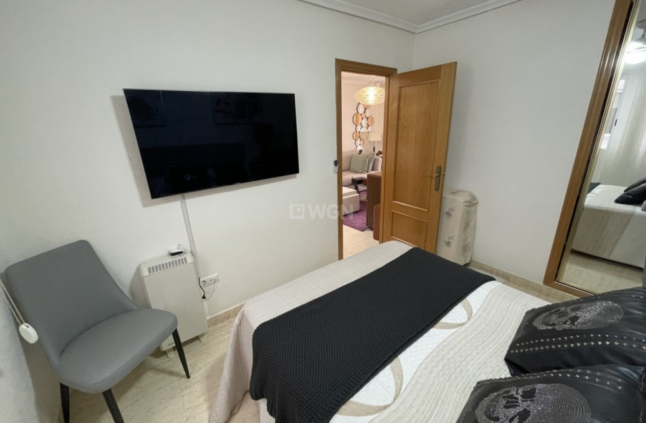 Resale - Apartment / flat - Torrevieja - Costa Blanca