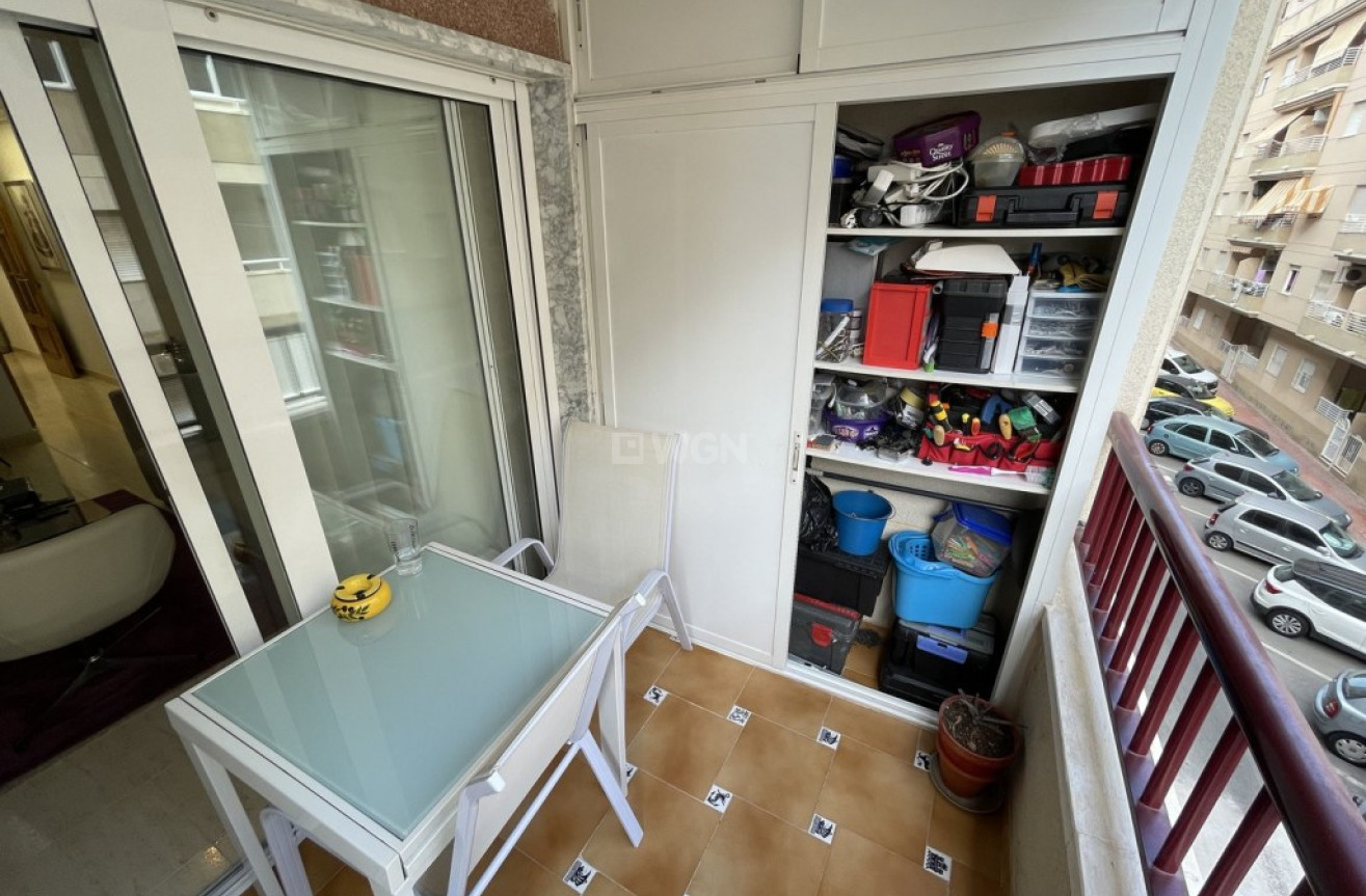 Resale - Apartment / flat - Torrevieja - Costa Blanca