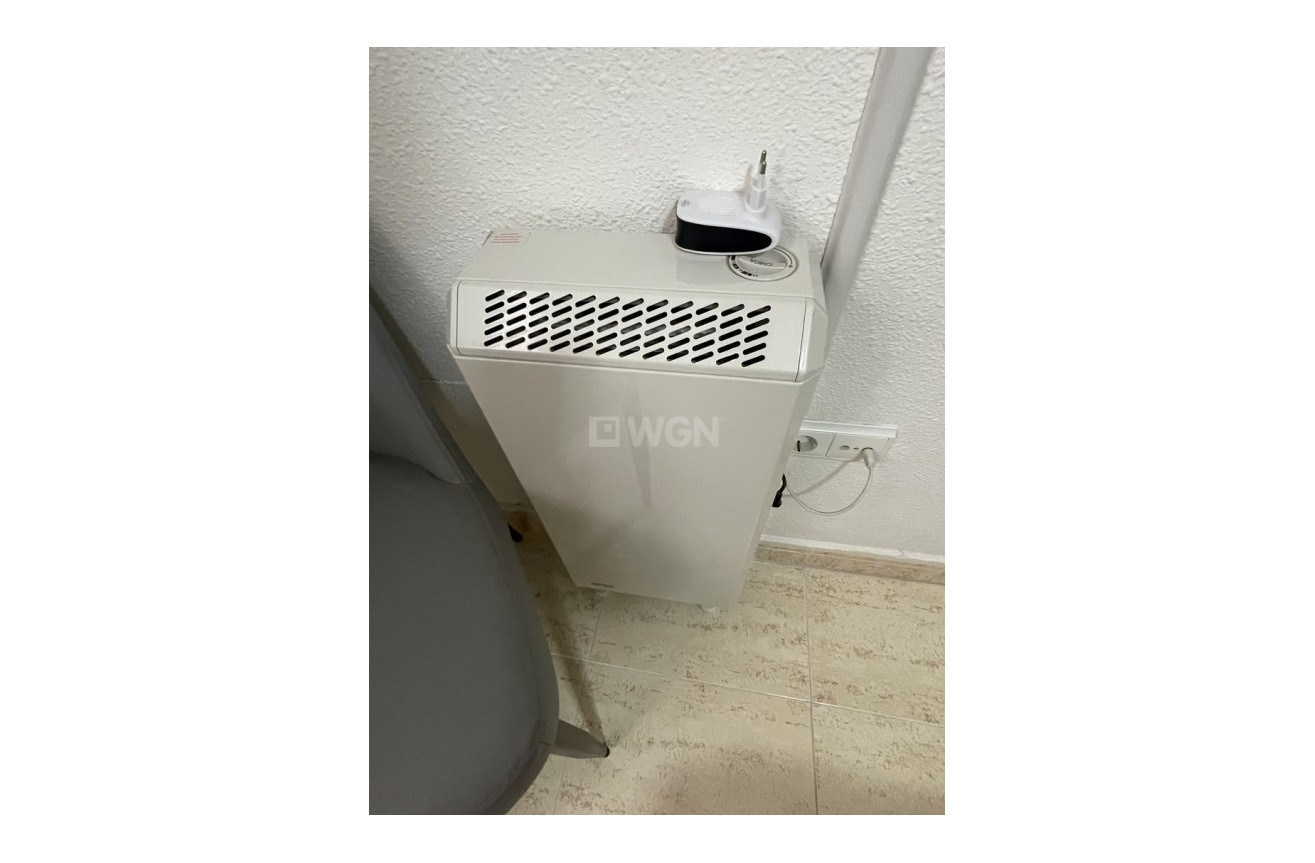 Resale - Apartment / flat - Torrevieja - Costa Blanca