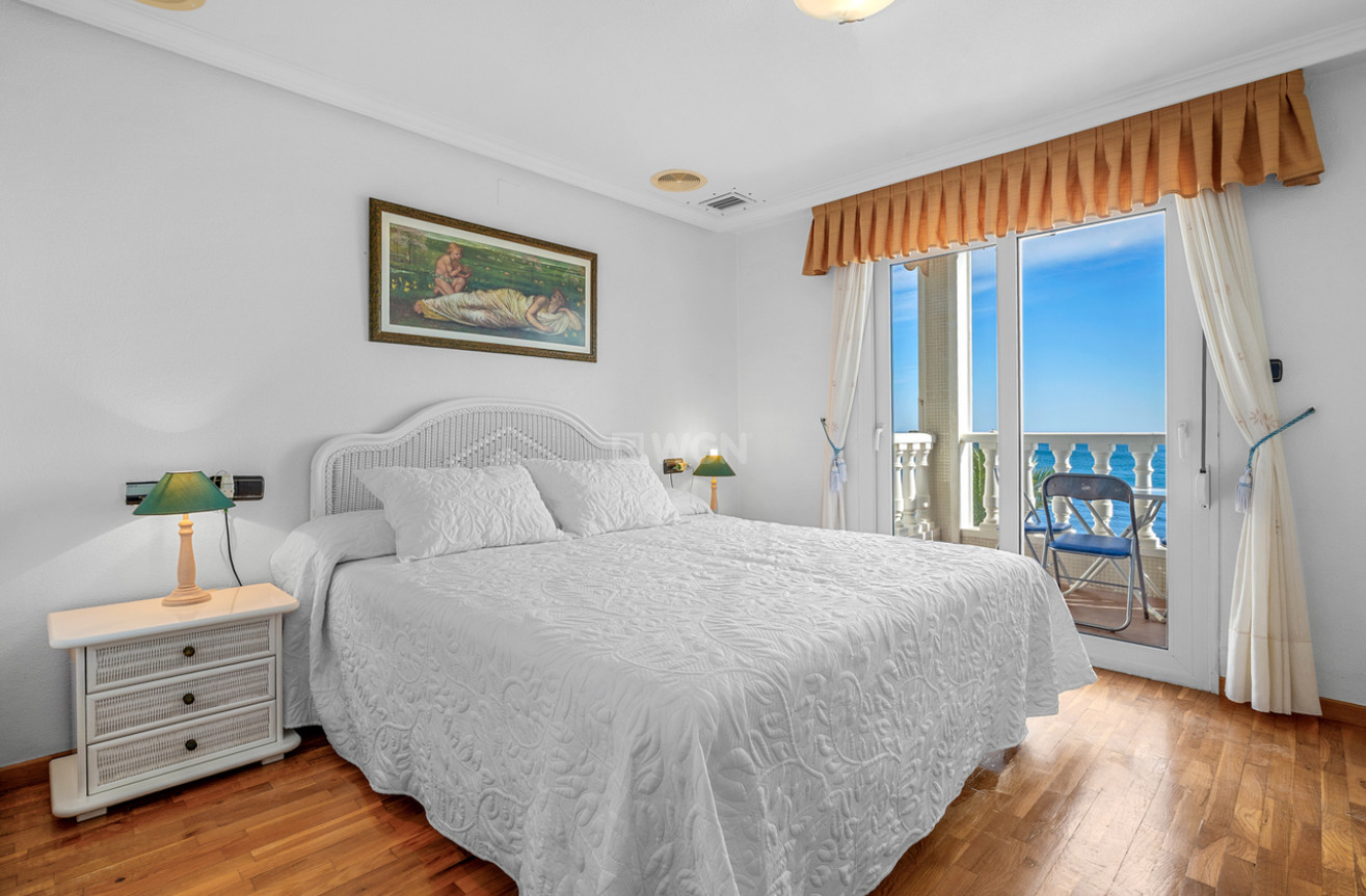 Odsprzedaż - Mieszkanie w bloku - Torrevieja - Costa Blanca