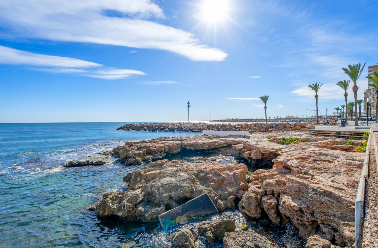 Odsprzedaż - Mieszkanie w bloku - Torrevieja - Costa Blanca