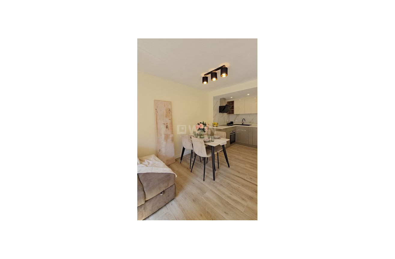 Resale - Apartment / flat - Torrevieja - Centro