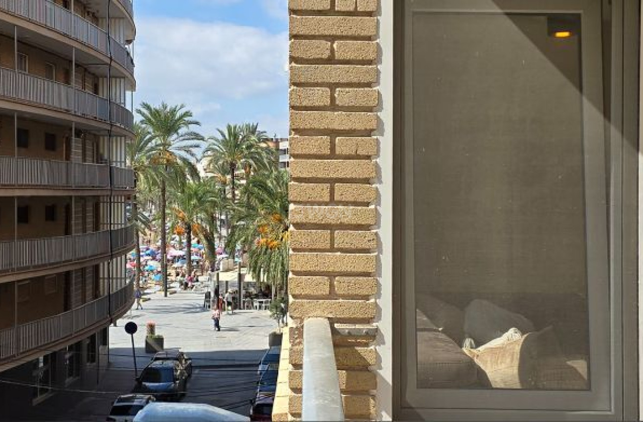 Resale - Apartment / flat - Torrevieja - Centro