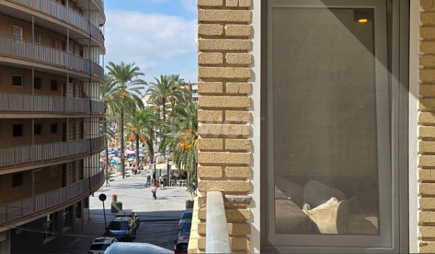 Resale - Apartment / flat - Torrevieja - Centro