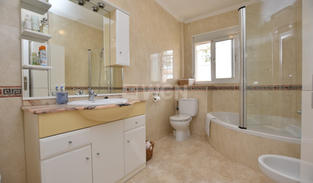 Odsprzedaż - Kamienica - Ciudad Quesada - Costa Blanca