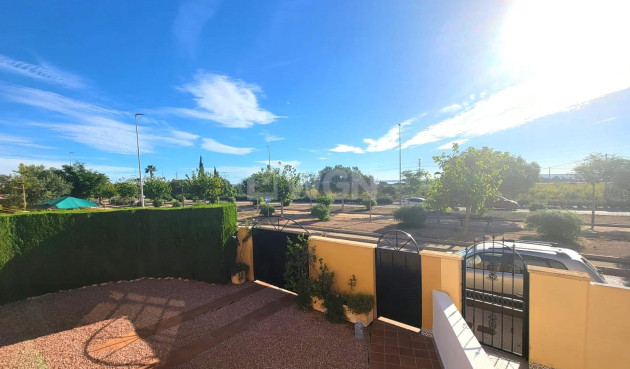 Resale - Townhouse - Los Montesinos - Los Montesinos - Urb. La Herrada