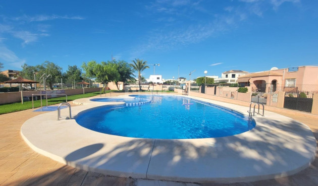 Resale - Townhouse - Los Montesinos - Los Montesinos - Urb. La Herrada