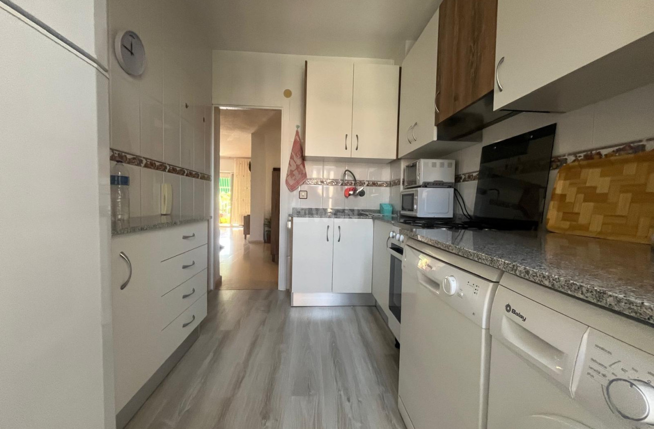 Resale - Apartment / flat - Puerto de Mazarron - Centro