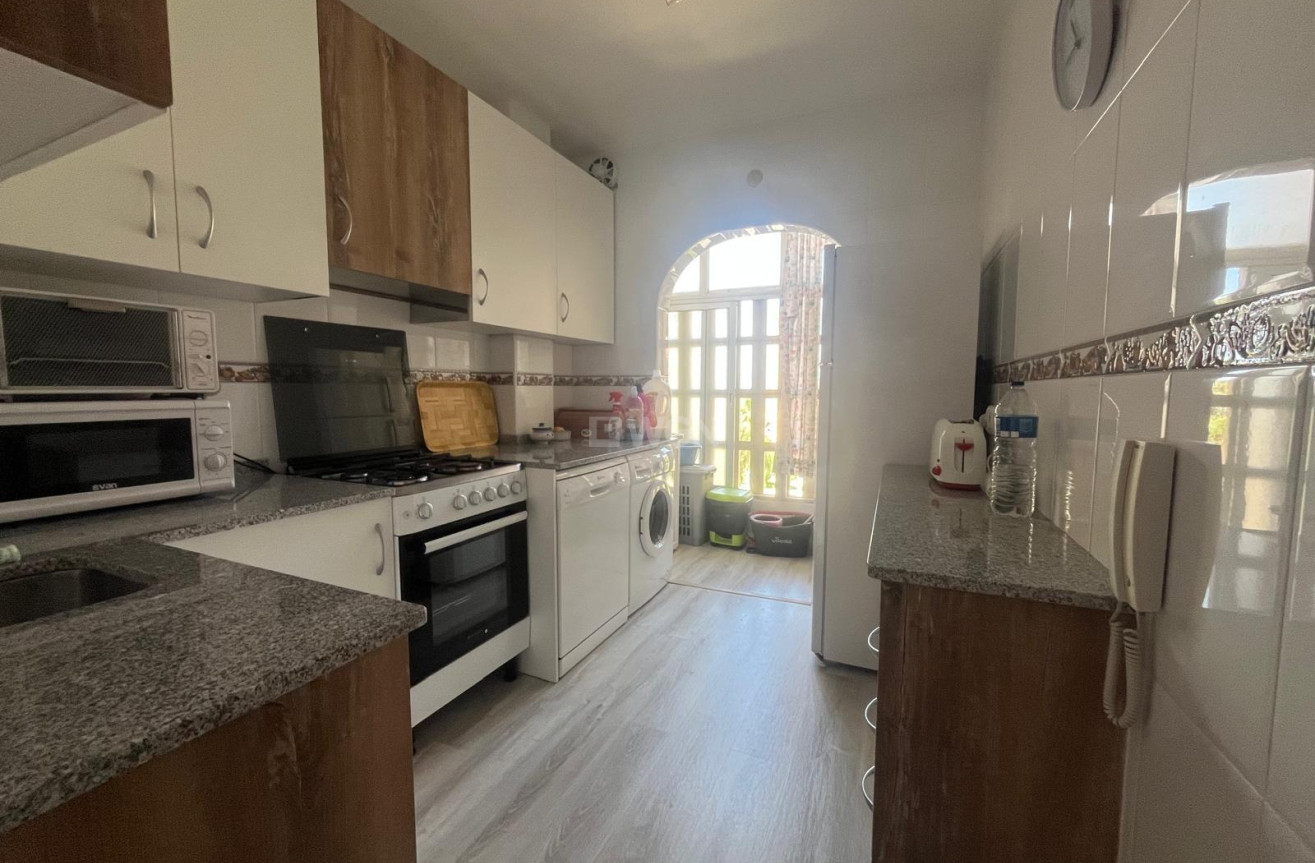 Resale - Apartment / flat - Puerto de Mazarron - Centro