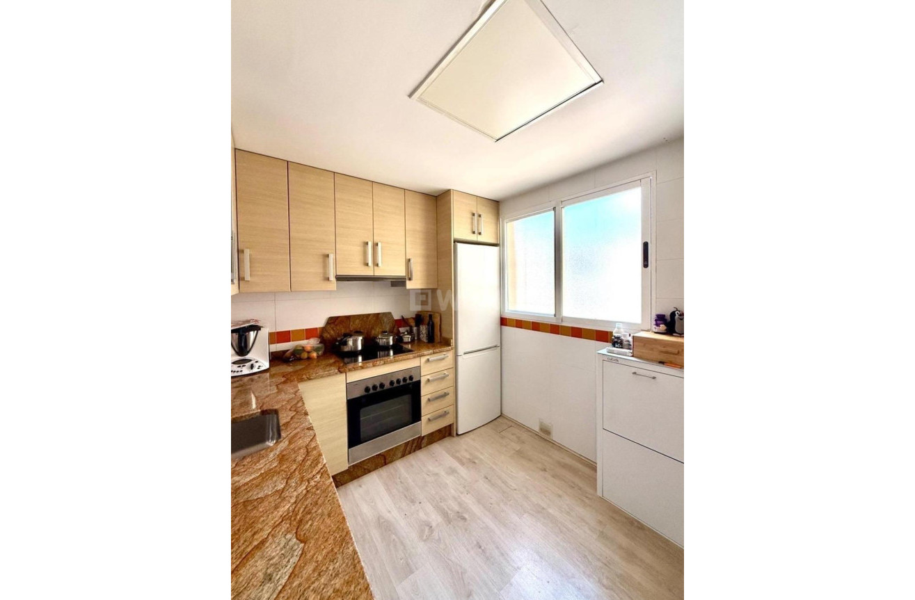 Resale - Apartment / flat - Puerto de Mazarron - Centro