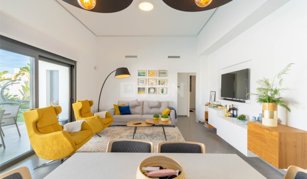 Odsprzedaż - Villa - Benijofar - Costa Blanca