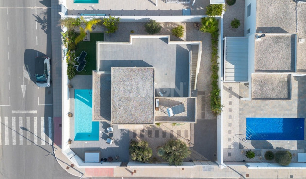 Odsprzedaż - Villa - Benijofar - Costa Blanca