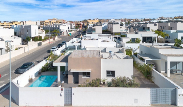 Odsprzedaż - Villa - Benijofar - Costa Blanca