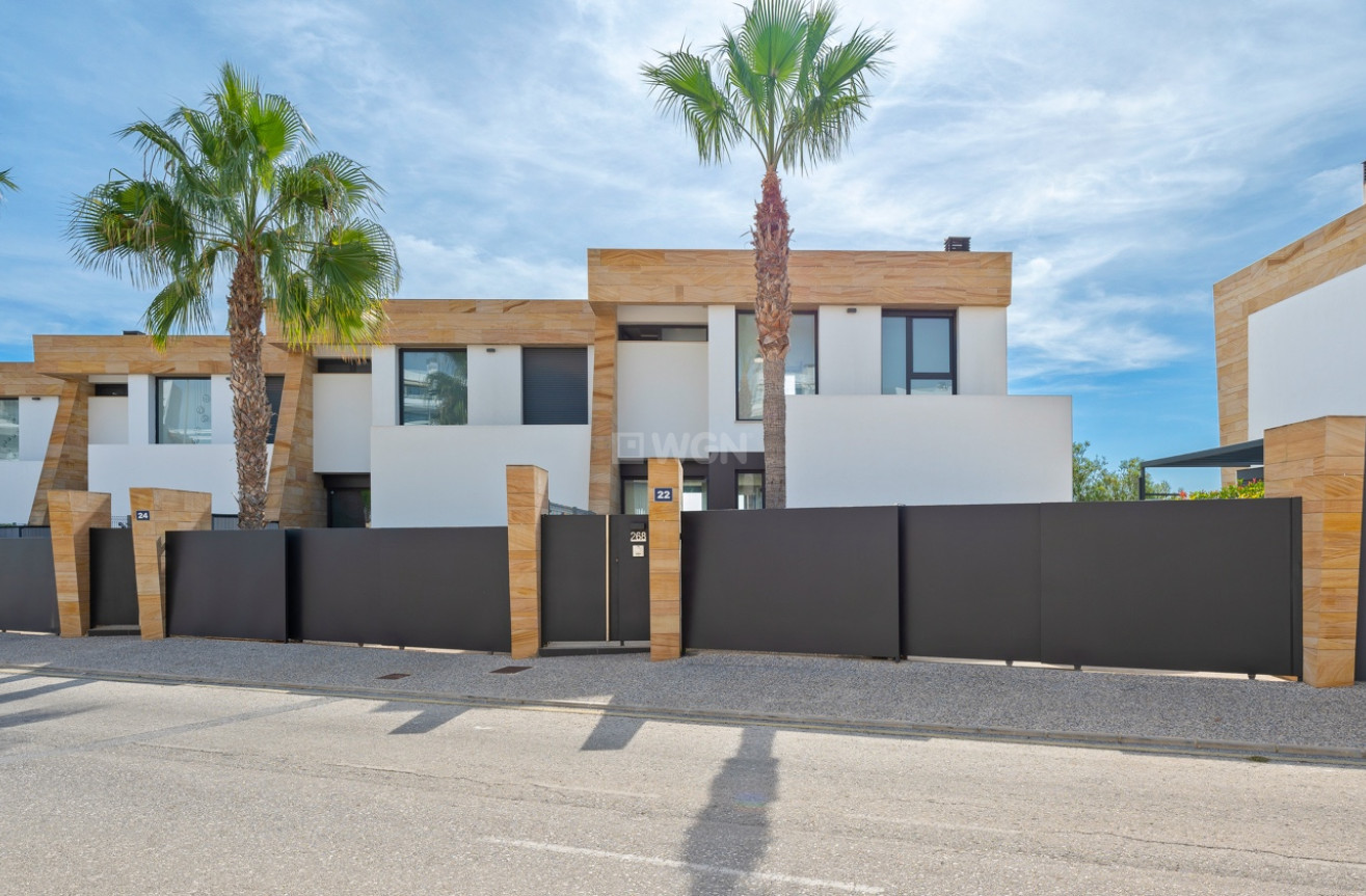 Odsprzedaż - Villa - Orihuela Costa - Costa Blanca