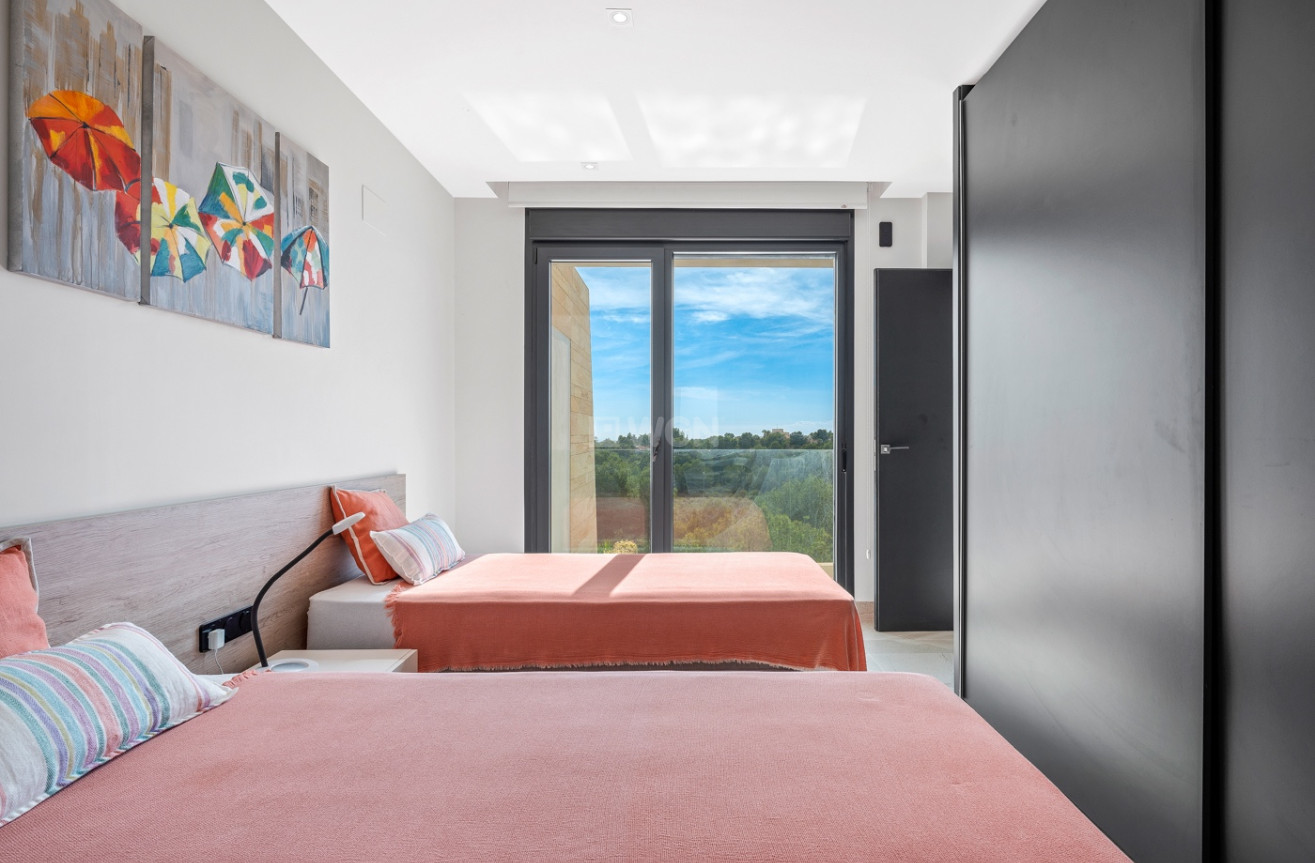 Odsprzedaż - Villa - Orihuela Costa - Costa Blanca