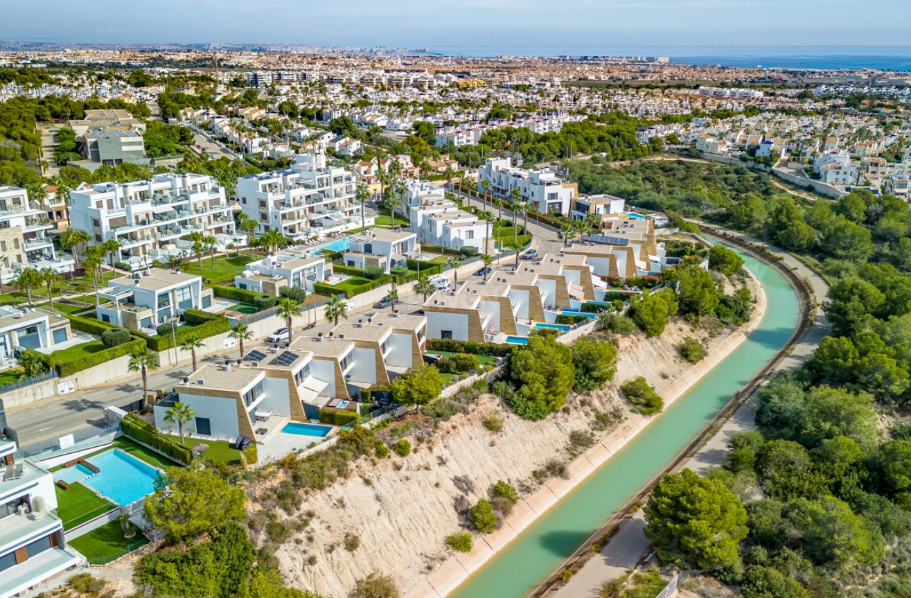 Odsprzedaż - Villa - Orihuela Costa - Costa Blanca