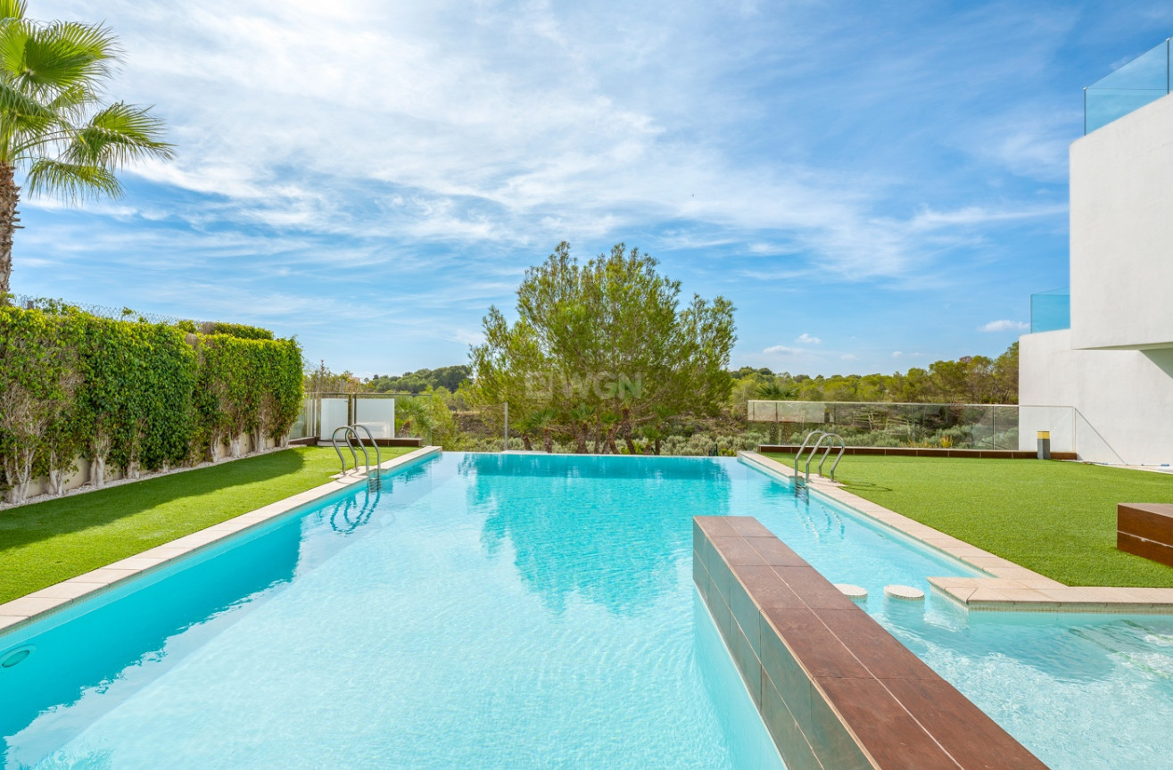 Odsprzedaż - Villa - Orihuela Costa - Costa Blanca