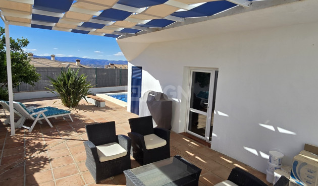 Odsprzedaż - Villa - Alcaucín - Inland