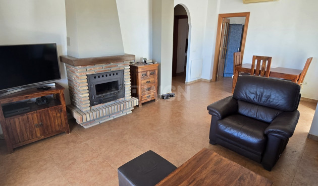 Odsprzedaż - Villa - Alcaucín - Inland