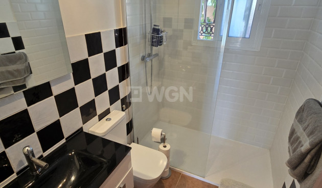 Odsprzedaż - Villa - Alcaucín - Inland