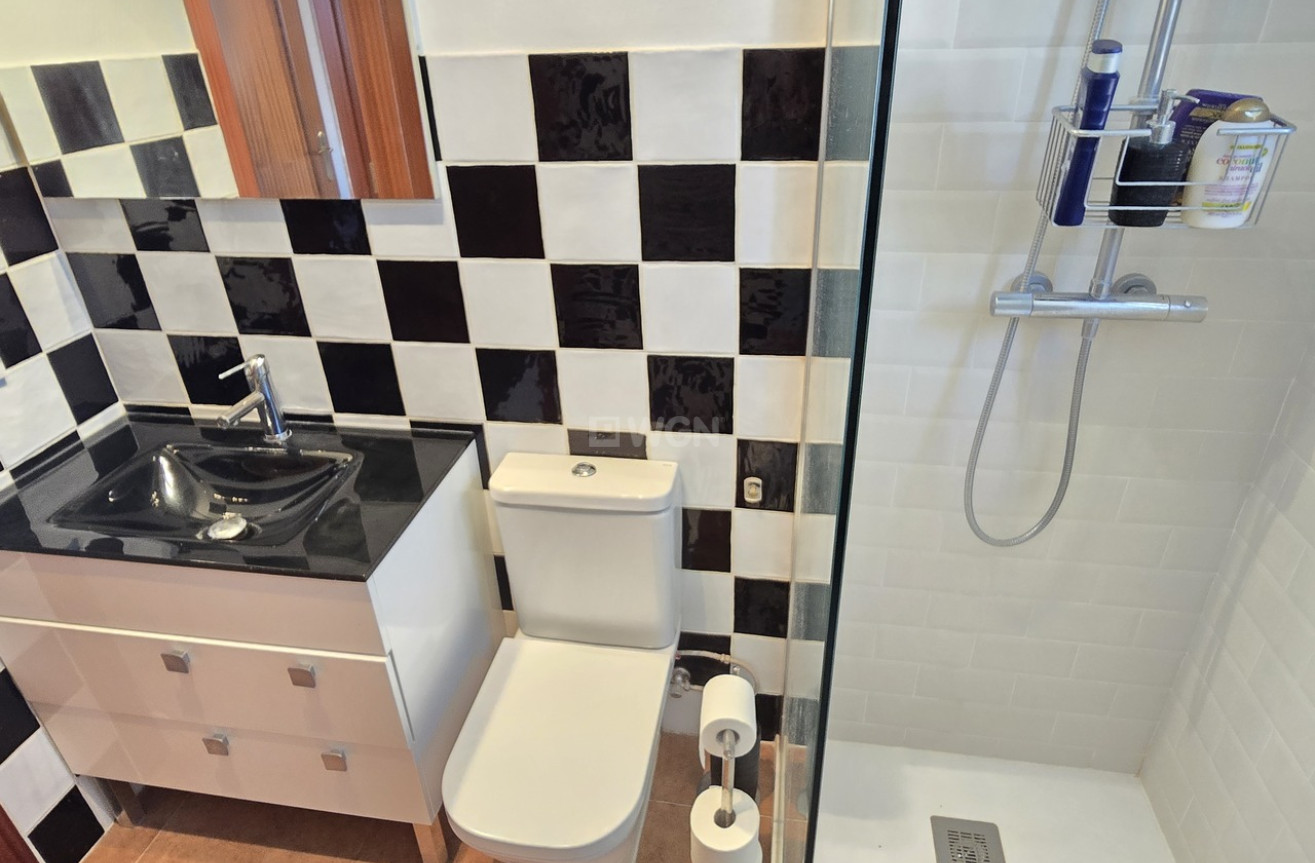 Odsprzedaż - Villa - Alcaucín - Inland