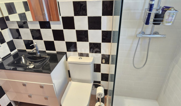 Odsprzedaż - Villa - Alcaucín - Inland