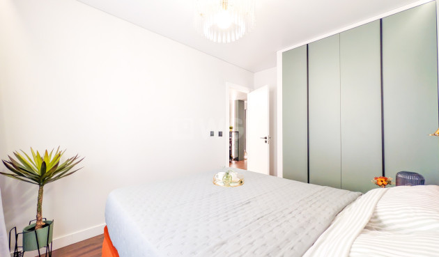 Odsprzedaż - Mieszkanie w bloku - Torrevieja - Costa Blanca