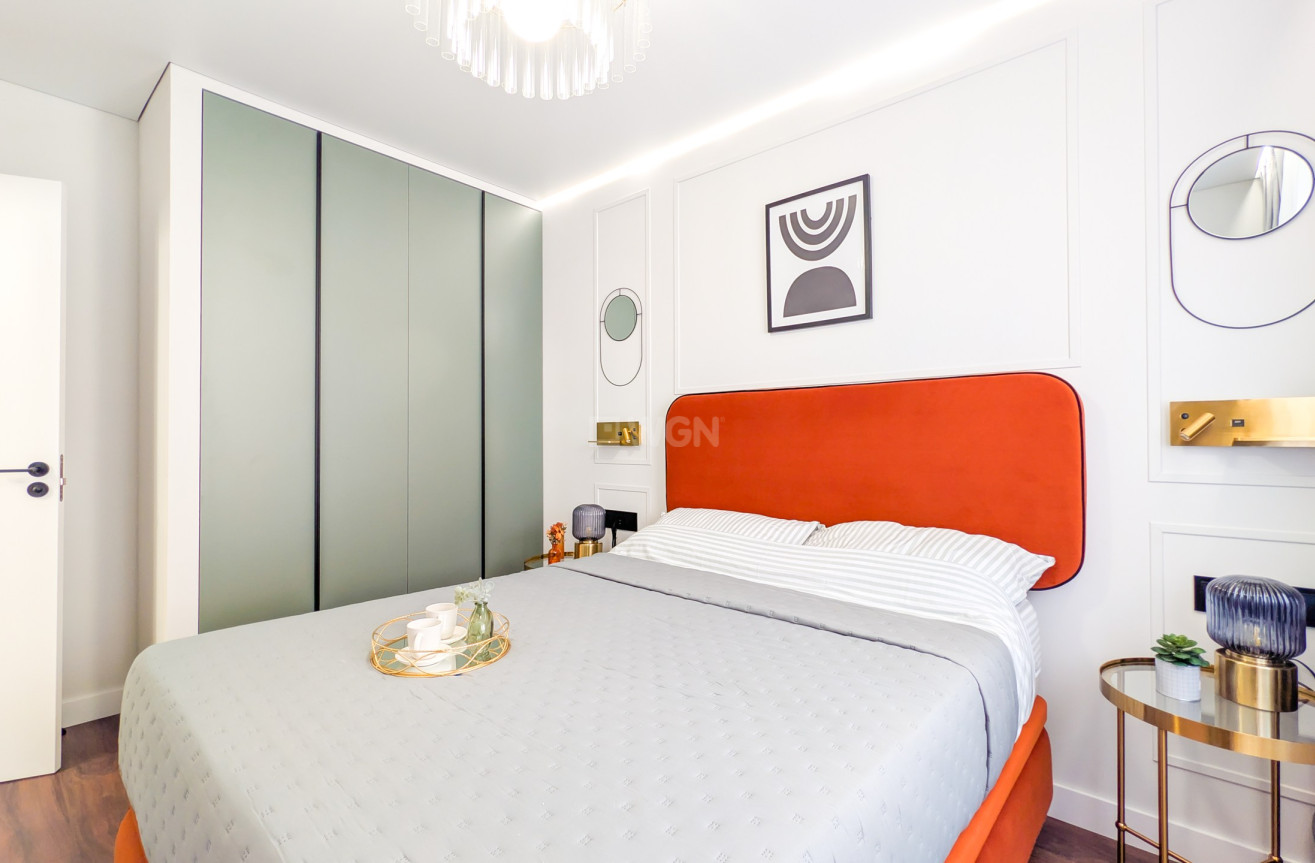 Odsprzedaż - Mieszkanie w bloku - Torrevieja - Costa Blanca