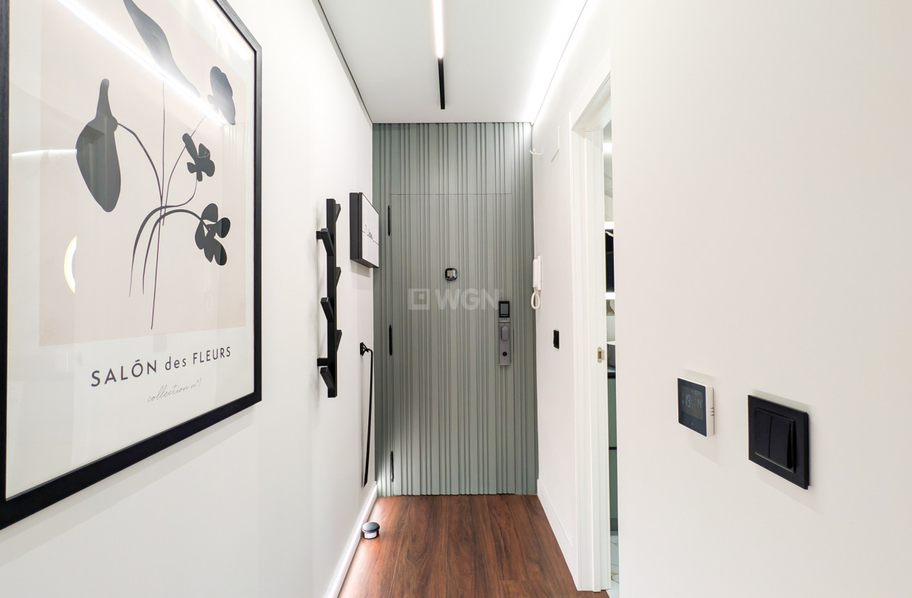 Odsprzedaż - Mieszkanie w bloku - Torrevieja - Costa Blanca