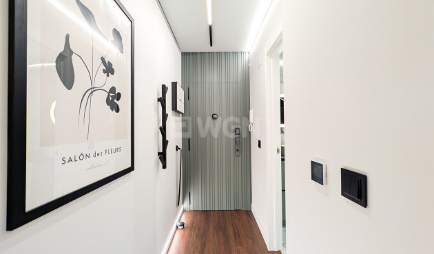 Odsprzedaż - Mieszkanie w bloku - Torrevieja - Costa Blanca