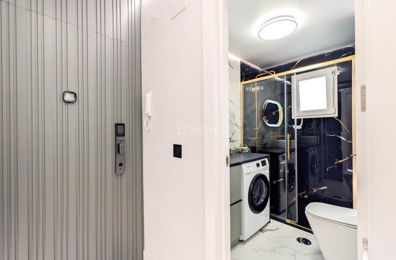 Odsprzedaż - Mieszkanie w bloku - Torrevieja - Costa Blanca