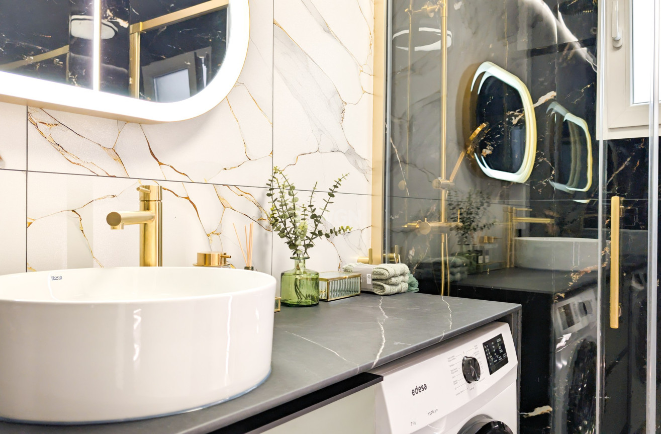 Odsprzedaż - Mieszkanie w bloku - Torrevieja - Costa Blanca