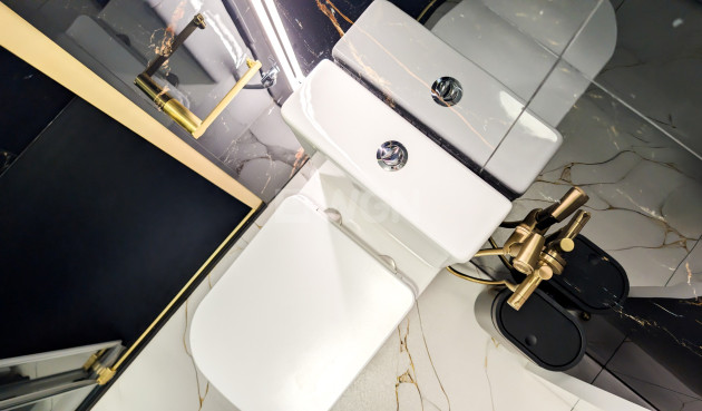 Odsprzedaż - Mieszkanie w bloku - Torrevieja - Costa Blanca