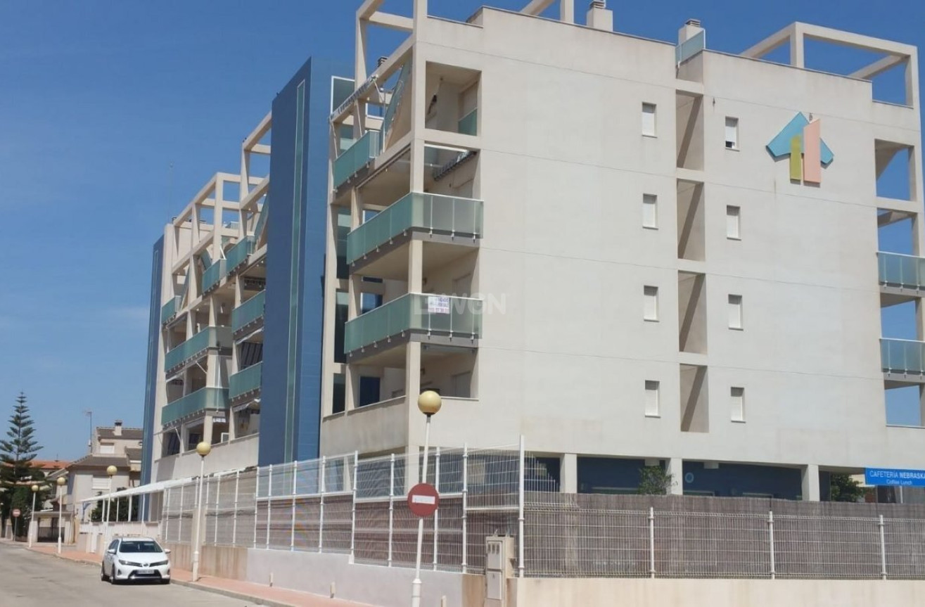 Odsprzedaż - Daszek - Santiago de la ribera - Aldeas del villar